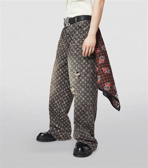 louis vuitton black pants|More.